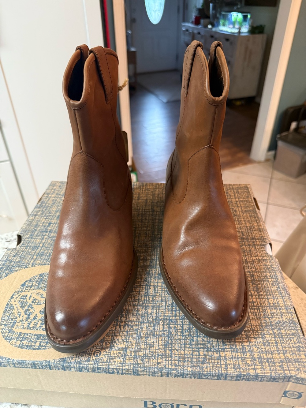 Born Women Brown Leather Western Boots